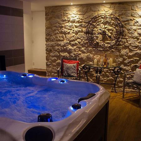 Logis Hotel Aux Berges De L'Aveyron Onet-le-Château Exteriör bild