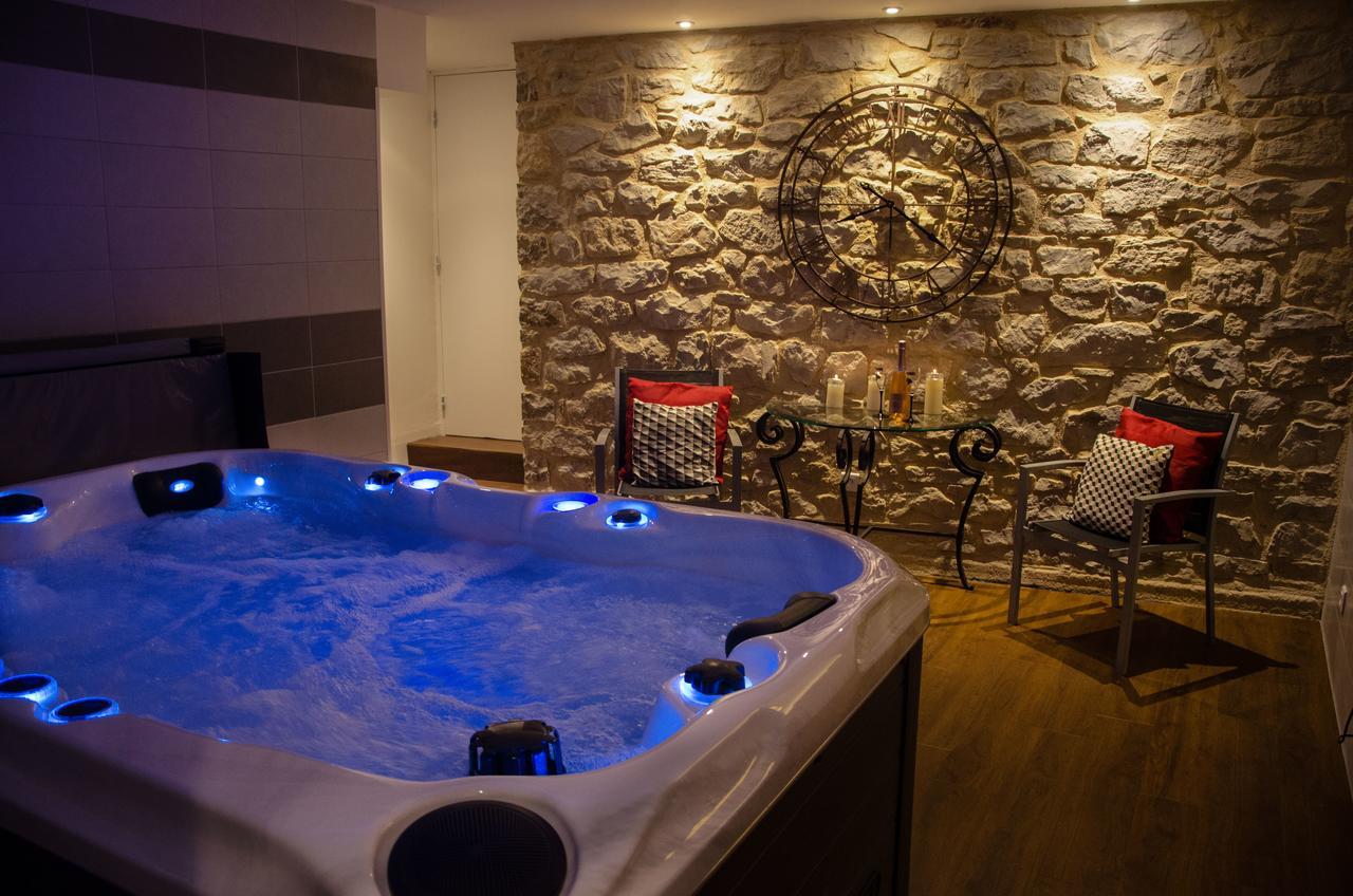 Logis Hotel Aux Berges De L'Aveyron Onet-le-Château Exteriör bild